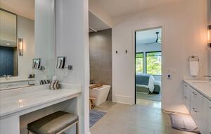 Savannah River Modern with Resort-Style Amenities - Evans, Georgia