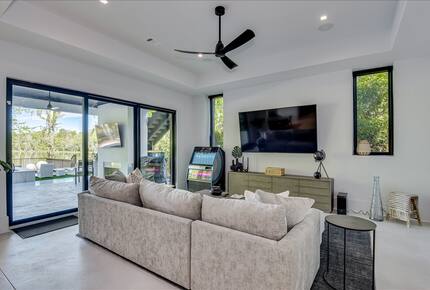 Savannah River Modern with Resort-Style Amenities - Evans, Georgia