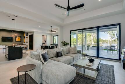 Savannah River Modern with Resort-Style Amenities - Evans, Georgia