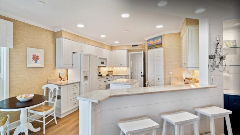 Elegant Sea Oaks Retreat in Vero Beach - Vero Beach, Florida