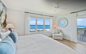 Elegant Sea Oaks Retreat in Vero Beach - Vero Beach, Florida