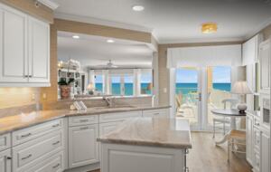 Elegant Sea Oaks Retreat in Vero Beach - Vero Beach, Florida