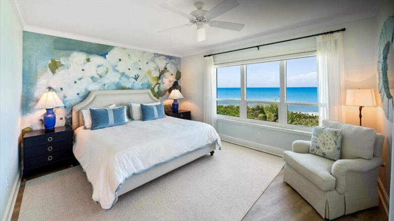 Elegant Sea Oaks Retreat in Vero Beach - Vero Beach, Florida