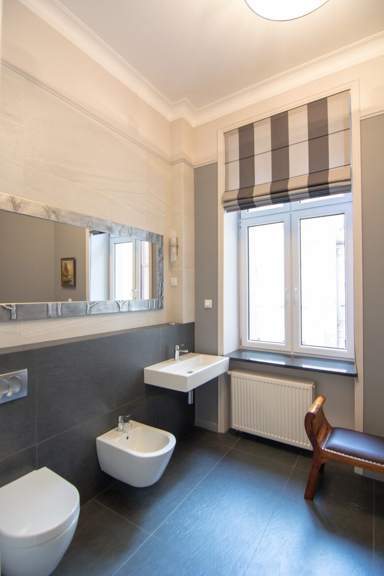 Refined Modern Residence - Lodz, Poland