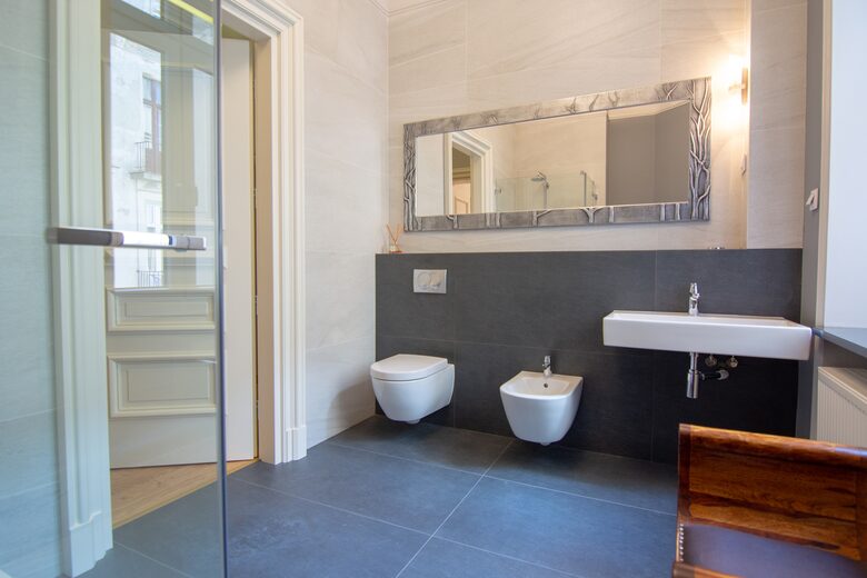 Refined Modern Residence - Lodz, Poland