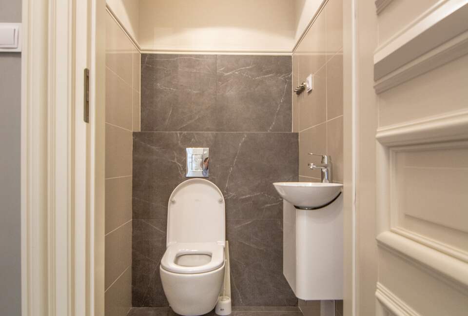 Refined Modern Residence - Lodz, Poland