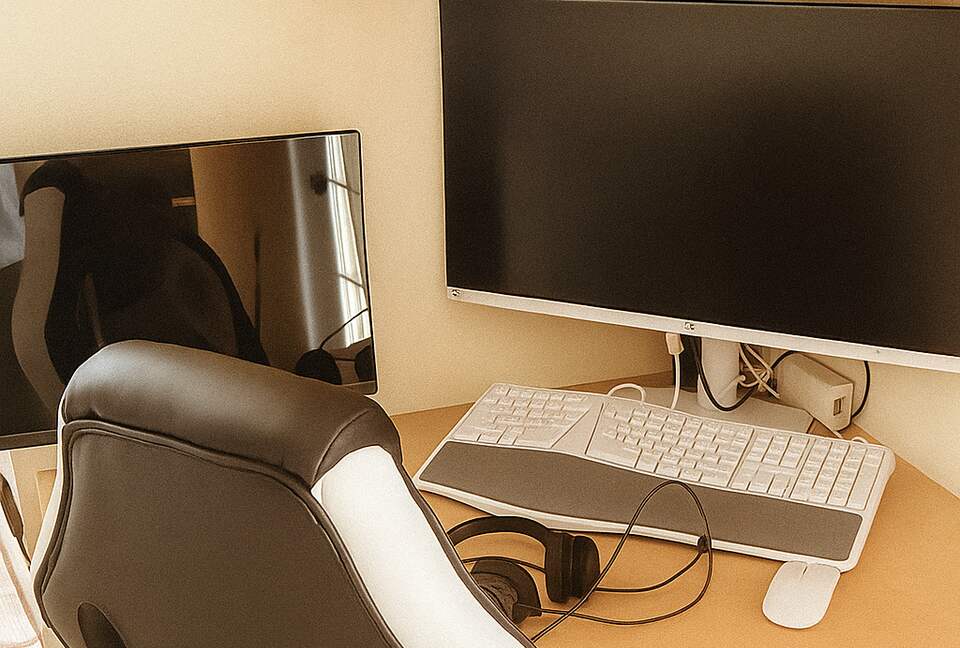 Villa Solora Modern Spanish-Inspired Retreat on Florida’s Intracoastal Waterway - Port Charlotte, Florida