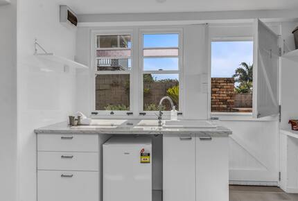 Kingscliff Hill Retreat with Sweeping Ocean Views - Kingscliff, Australia