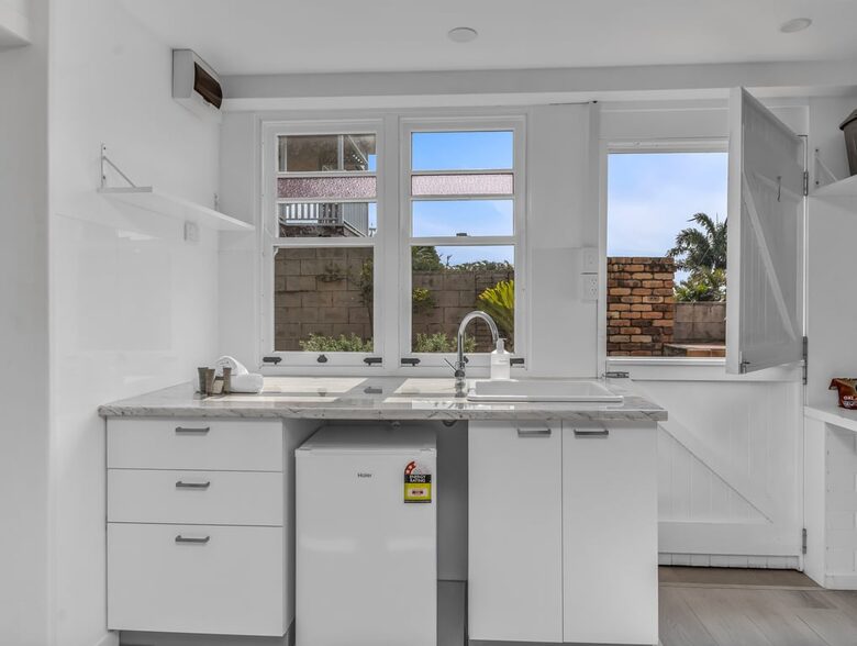 Kingscliff Hill Retreat with Sweeping Ocean Views - Kingscliff, Australia