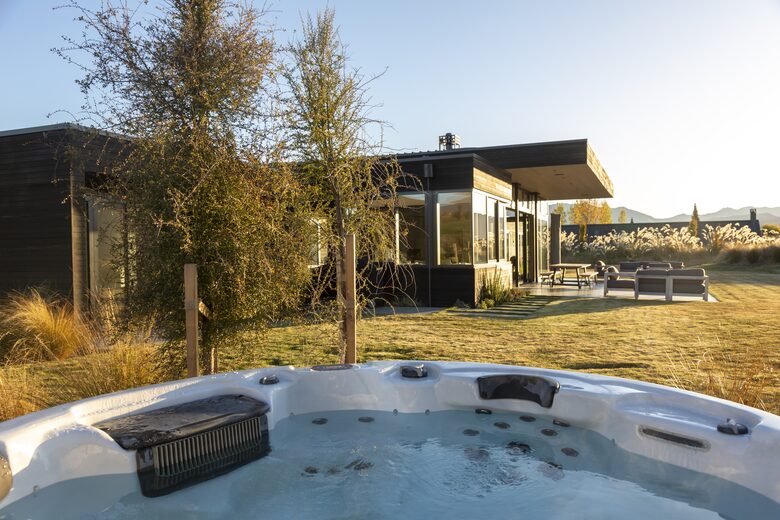 Luxury Alpine Retreat in Queenstown | Bloxham House - Queenstown, New Zealand