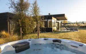 Luxury Alpine Retreat in Queenstown | Bloxham House - Queenstown, New Zealand