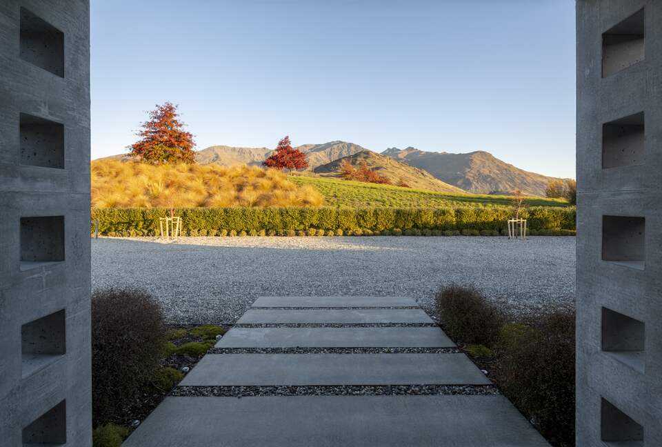 Luxury Alpine Retreat in Queenstown | Bloxham House - Queenstown, New Zealand
