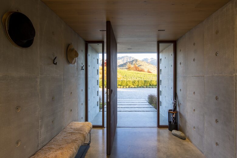 Luxury Alpine Retreat in Queenstown | Bloxham House - Queenstown, New Zealand