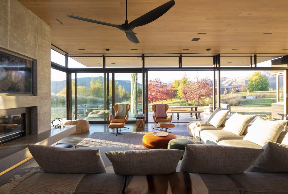 Luxury Alpine Retreat in Queenstown | Bloxham House - Queenstown, New Zealand