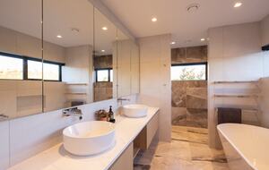 Luxury Alpine Retreat in Queenstown | Bloxham House - Queenstown, New Zealand