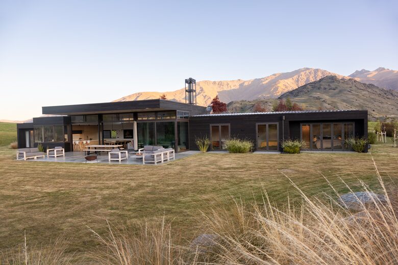 Luxury Alpine Retreat in Queenstown | Bloxham House - Queenstown, New Zealand