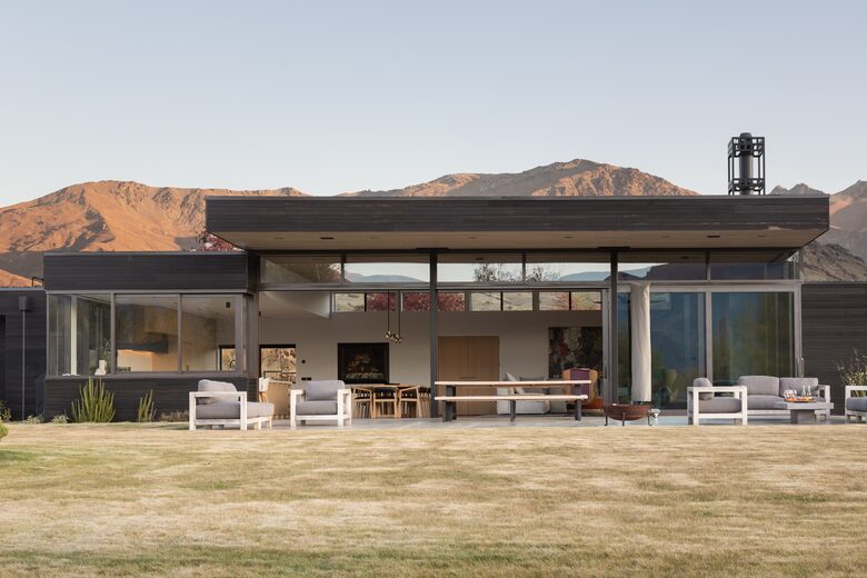 Luxury Alpine Retreat in Queenstown | Bloxham House - Queenstown, New Zealand