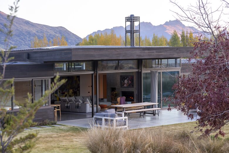 Luxury Alpine Retreat in Queenstown | Bloxham House - Queenstown, New Zealand