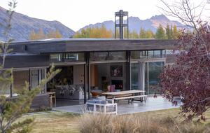 Luxury Alpine Retreat in Queenstown | Bloxham House - Queenstown, New Zealand