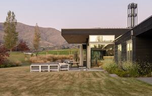 Luxury Alpine Retreat in Queenstown | Bloxham House - Queenstown, New Zealand