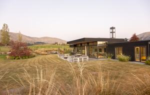 Luxury Alpine Retreat in Queenstown | Bloxham House - Queenstown, New Zealand