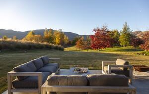 Luxury Alpine Retreat in Queenstown | Bloxham House - Queenstown, New Zealand