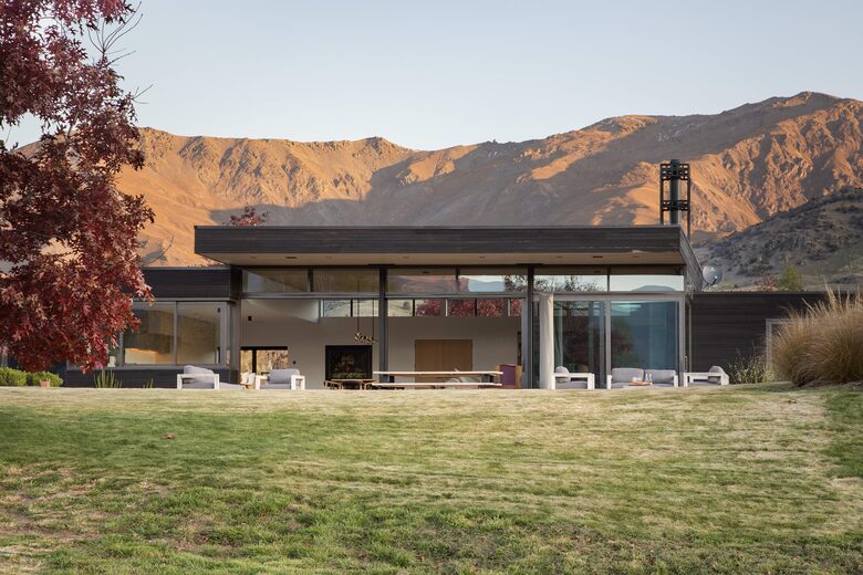 Luxury Alpine Retreat in Queenstown | Bloxham House - Queenstown, New Zealand