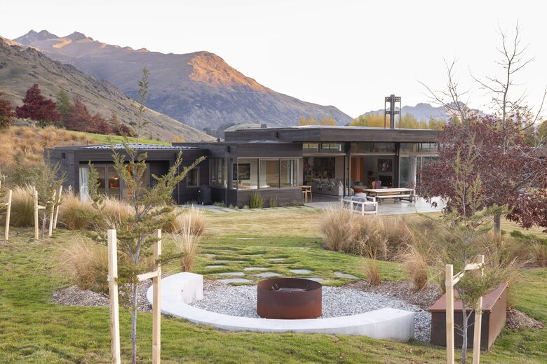 Luxury Alpine Retreat in Queenstown | Bloxham House - Queenstown, New Zealand