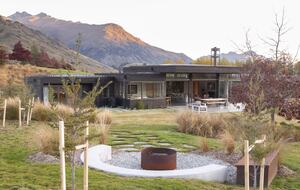 Luxury Alpine Retreat in Queenstown | Bloxham House - Queenstown, New Zealand