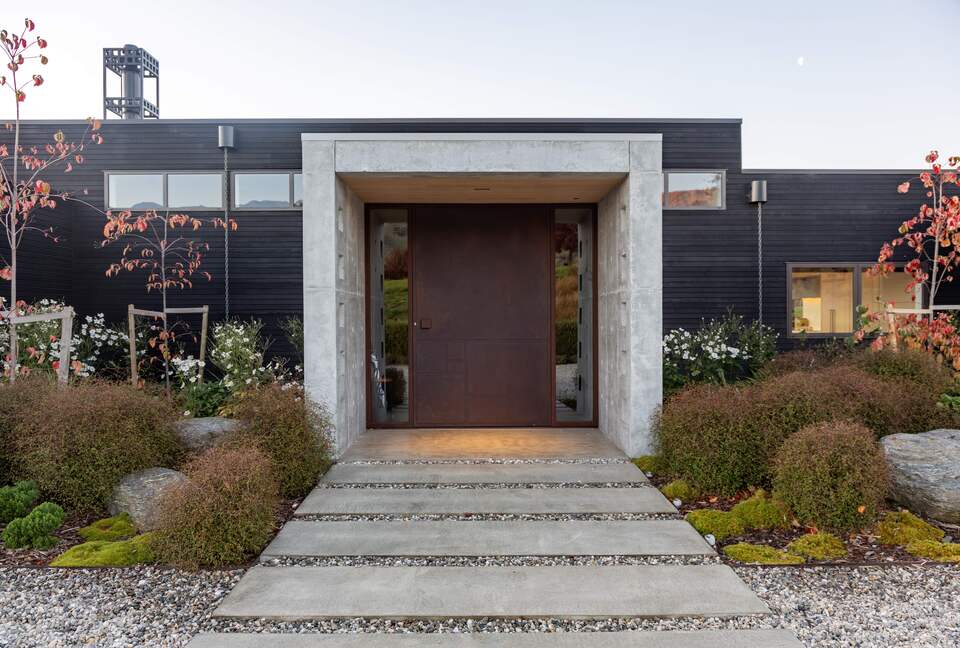 Luxury Alpine Retreat in Queenstown | Bloxham House - Queenstown, New Zealand