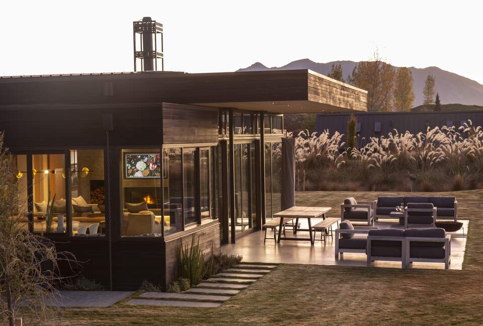 Luxury Alpine Retreat in Queenstown | Bloxham House - Queenstown, New Zealand