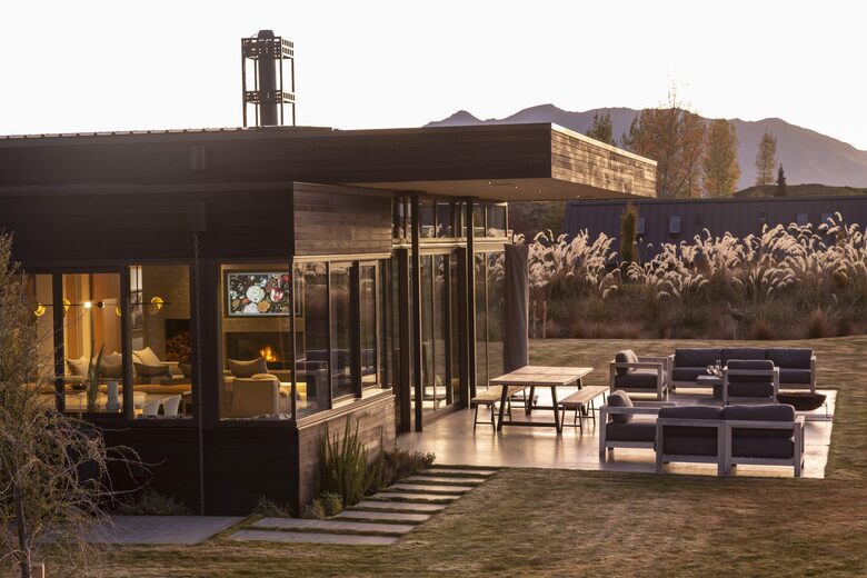 Luxury Alpine Retreat in Queenstown | Bloxham House - Queenstown, New Zealand