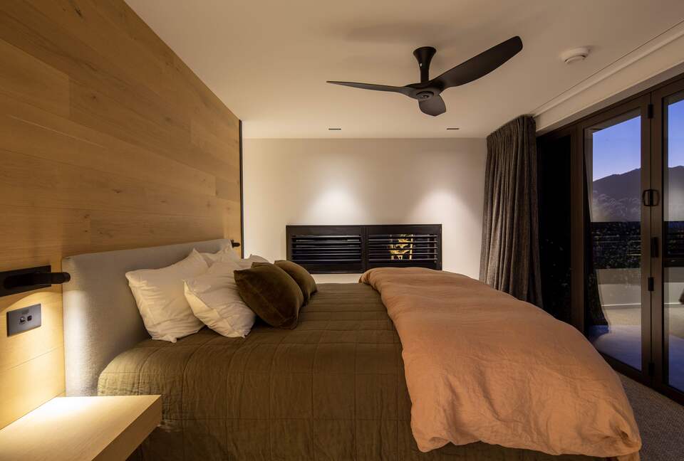 Luxury Alpine Retreat in Queenstown | Bloxham House - Queenstown, New Zealand