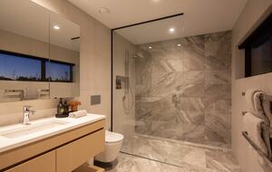 Luxury Alpine Retreat in Queenstown | Bloxham House - Queenstown, New Zealand