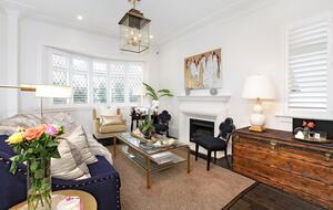 Elegant Remuera Retreat with Designer Finishes - Remuera, New Zealand