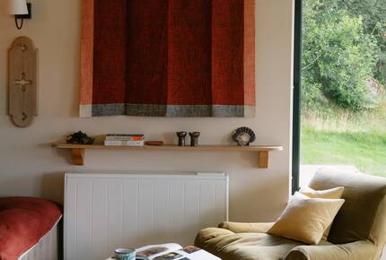 An Elegant Highland Escape with Countryside Views - Glenborrodale, United Kingdom