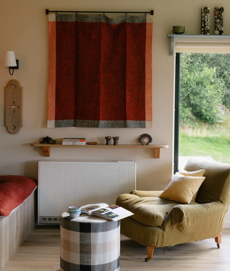 An Elegant Highland Escape with Countryside Views - Glenborrodale, United Kingdom