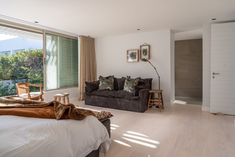 Seaside Serenity | Elegant Coastal Living on the Garden Route - Plettenberg Bay, South Africa