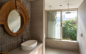 Seaside Serenity | Elegant Coastal Living on the Garden Route - Plettenberg Bay, South Africa