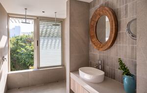 Seaside Serenity | Elegant Coastal Living on the Garden Route - Plettenberg Bay, South Africa