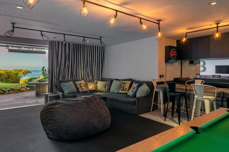 Seaside Serenity | Elegant Coastal Living on the Garden Route - Plettenberg Bay, South Africa