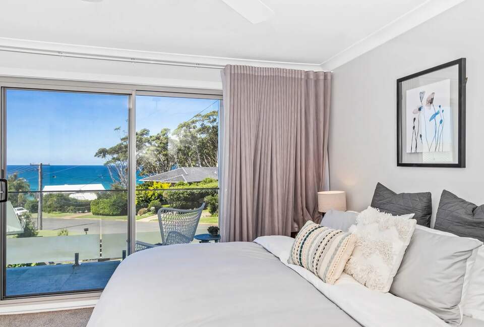 Narrawallee Haven | Water Views & Beachside Calm - Narrawallee, Australia