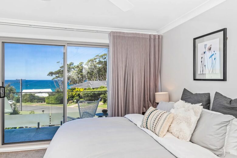 Narrawallee Haven | Water Views & Beachside Calm - Narrawallee, Australia