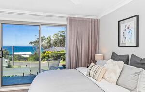 Narrawallee Haven | Water Views & Beachside Calm - Narrawallee, Australia