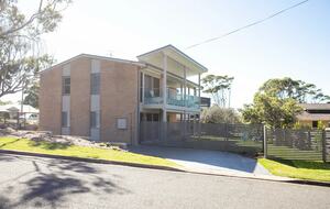 Narrawallee Haven | Water Views & Beachside Calm - Narrawallee, Australia