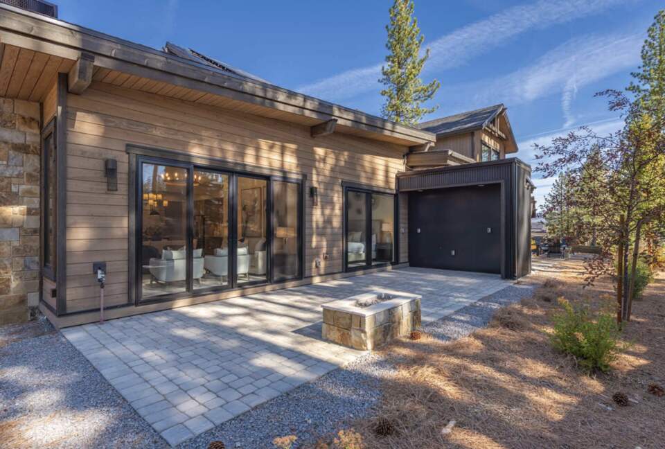 Truckee Mountain Luxe Retreat - Truckee, California