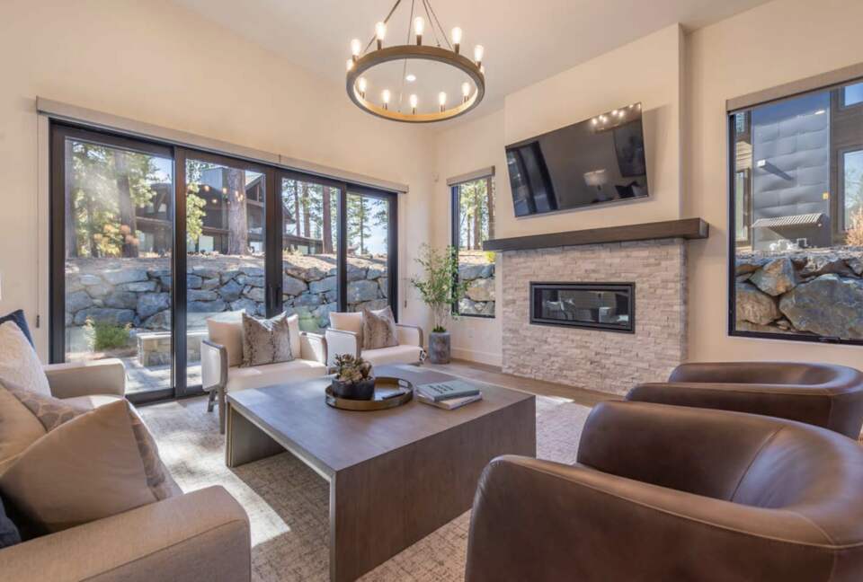 Truckee Mountain Luxe Retreat - Truckee, California