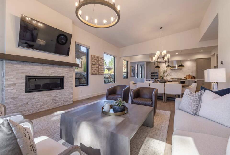 Truckee Mountain Luxe Retreat - Truckee, California