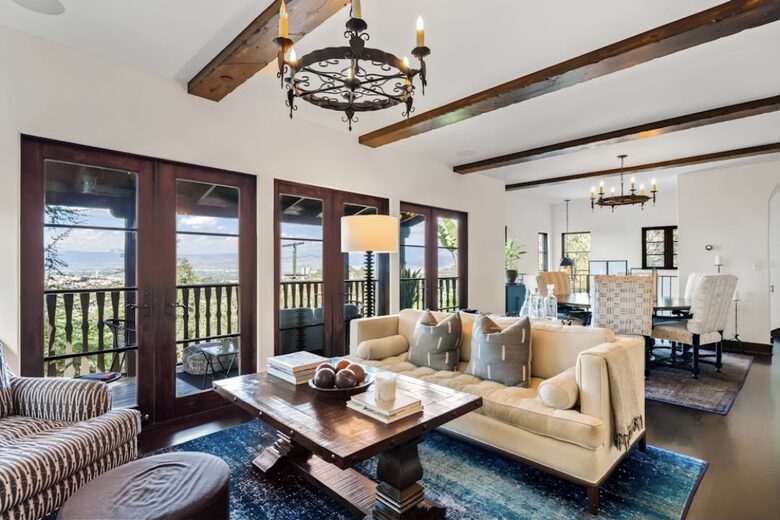 Restored 1925 Hillside Retreat Above Los Angeles - Los Angeles, California