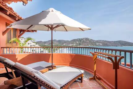 Hilton Grand Vacations 3-Bedroom Ocean Escape - Zihuatanejo, Mexico